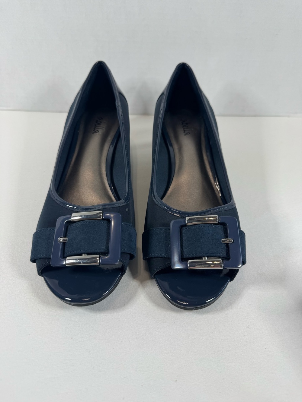 Abella Berri Navy Blue Wedge Peep Toe Heels Size 8.5 New In Box Patent Trim Pump